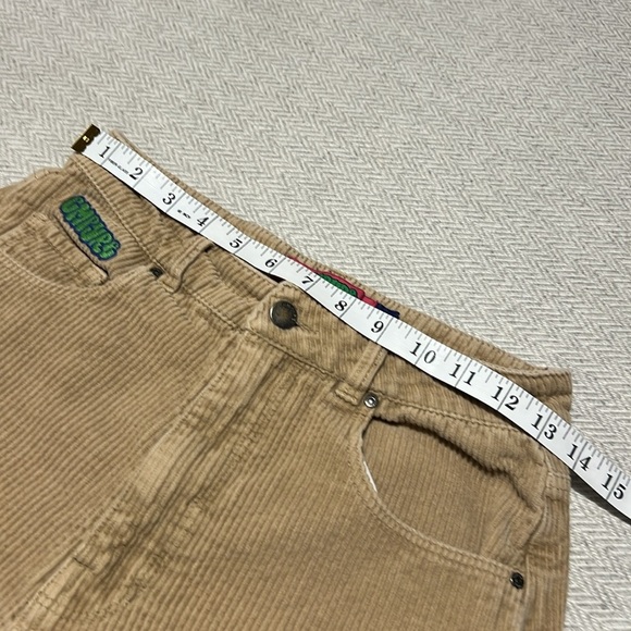 EMPYRE high rise Tan Corduroy Shorts.  Size 2 - Picture 4 of 10
